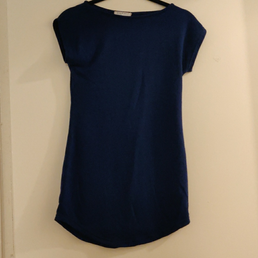 Tight Navy T-shirt